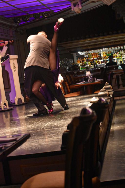 В джазе только девушки или аргентинско-бразильский калейдоскоп В джазе только девушки или аргентинско-бразильский калейдоскоп