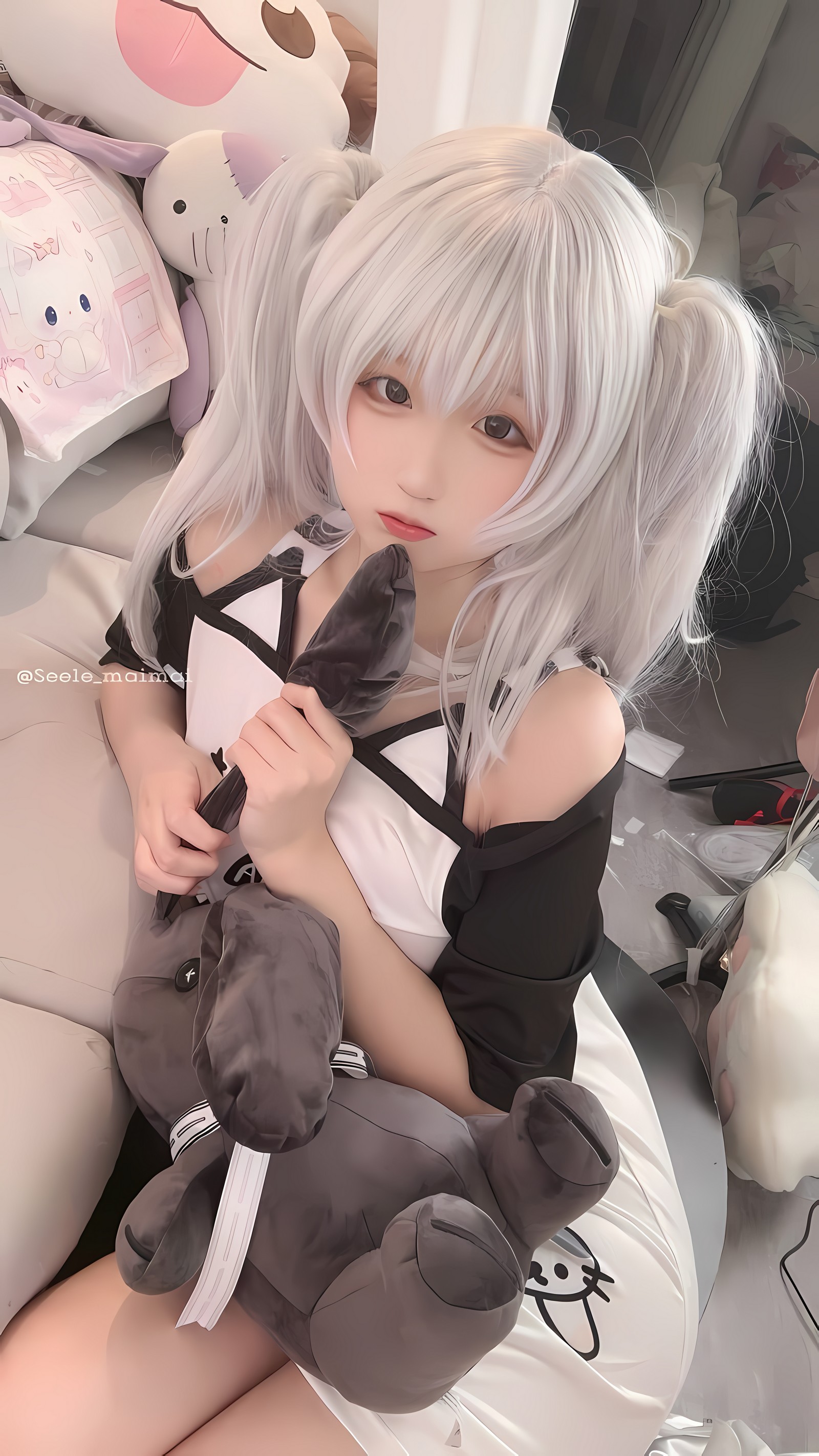 Seele麦麦白色双马尾少女写真｜甜系可爱风高清图集（16P-77M）插图1