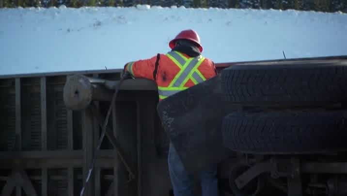 [Image: dknh7je273ir.jpg]