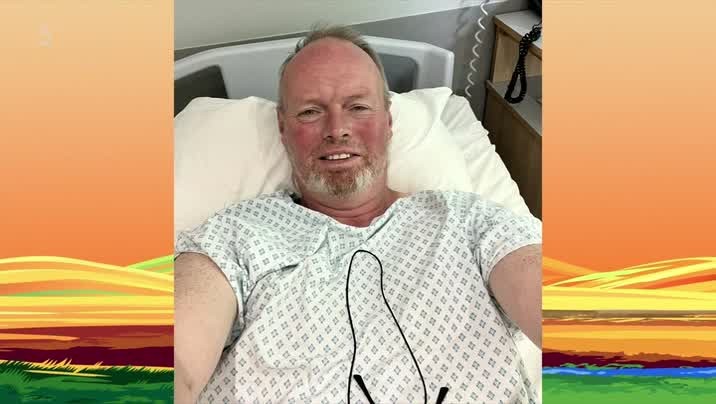 [Image: pc4vu98sag2x.jpg]