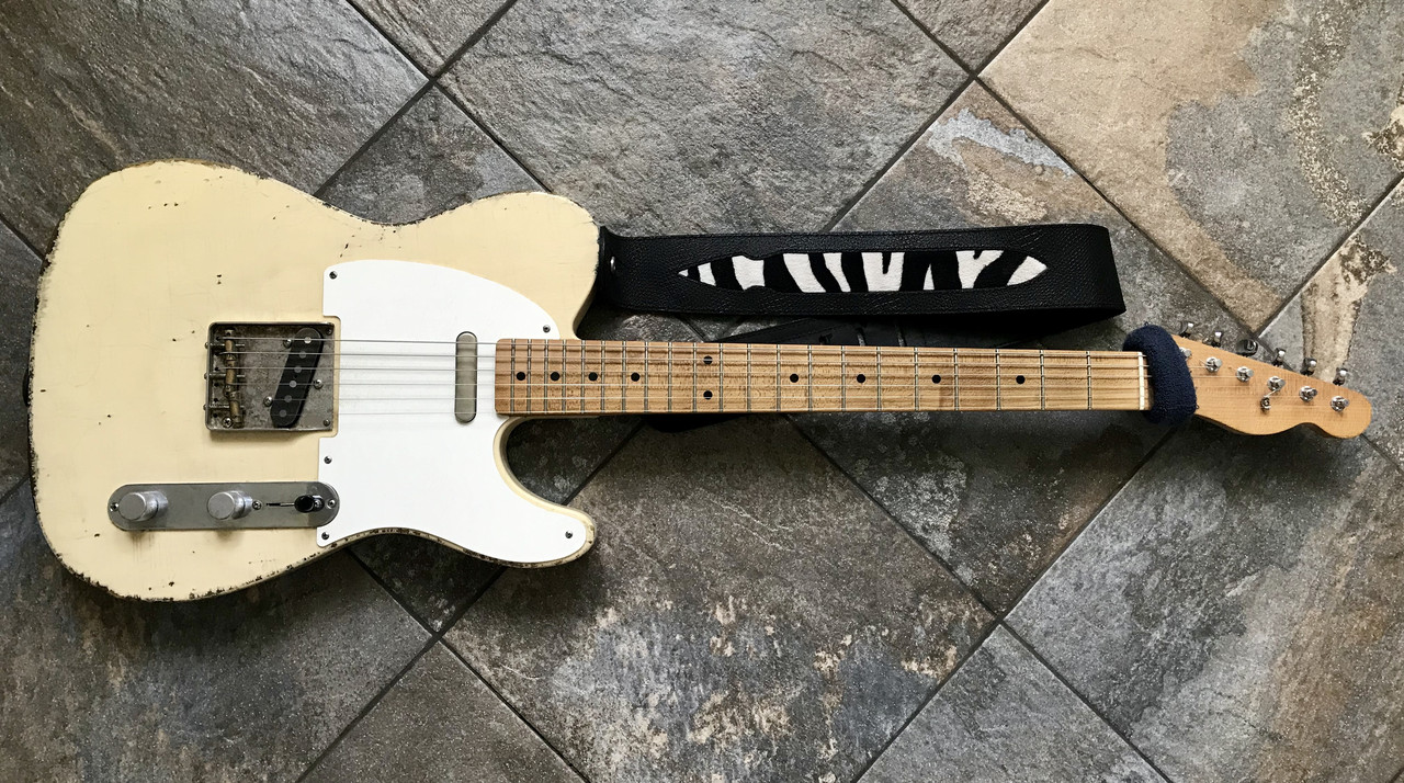 9205E001-CEEB-414C-A604-95DC4C3A4FA5