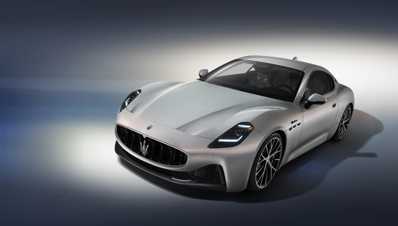 20100-MaseratiGranTurismoModena