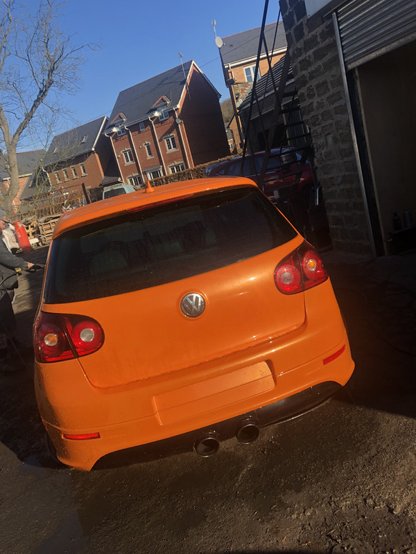 38D9D56D-5AC3-4D48-8177-19F202970657