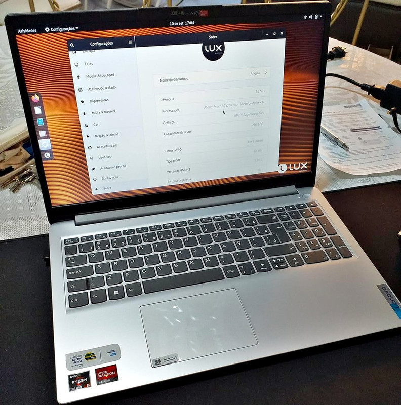 Notebook Ideapad 1 R3 4gb 256gb Linux 15.6 82x5s00600