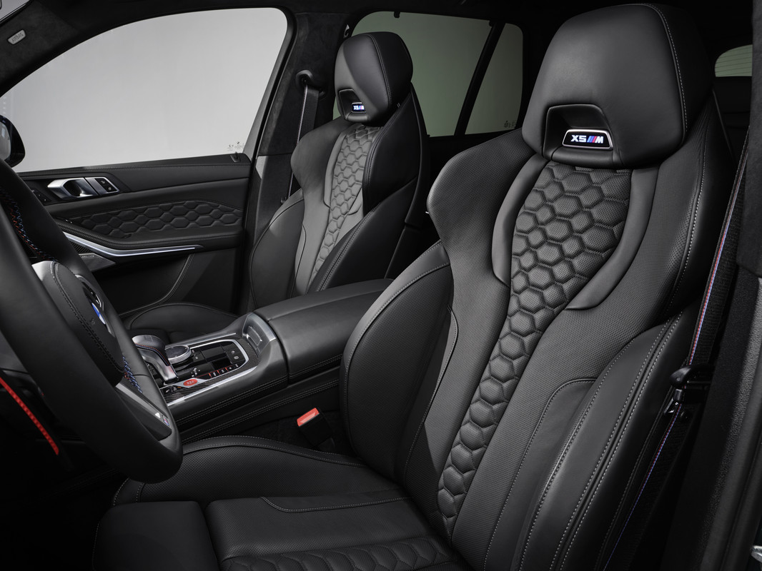 P90495545_highRes_the-new-bmw-x5-m-com