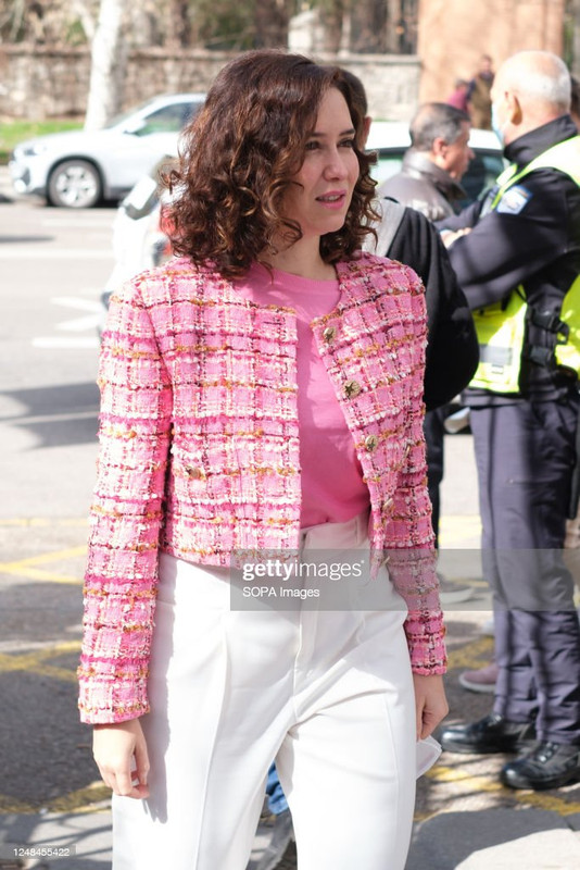 ayusoblancoexoesquel (4)