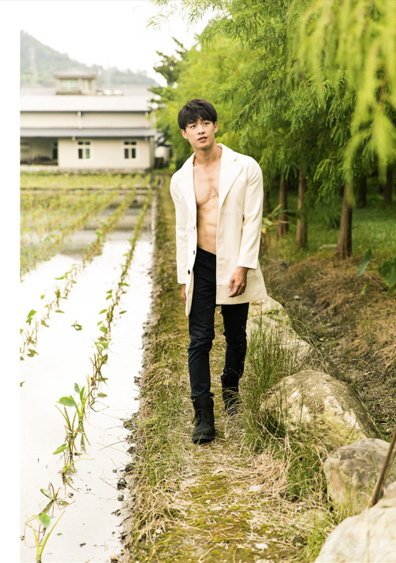 Yilianboy | Secret - Chàng đẹp trai 6 múi hoàn hảo