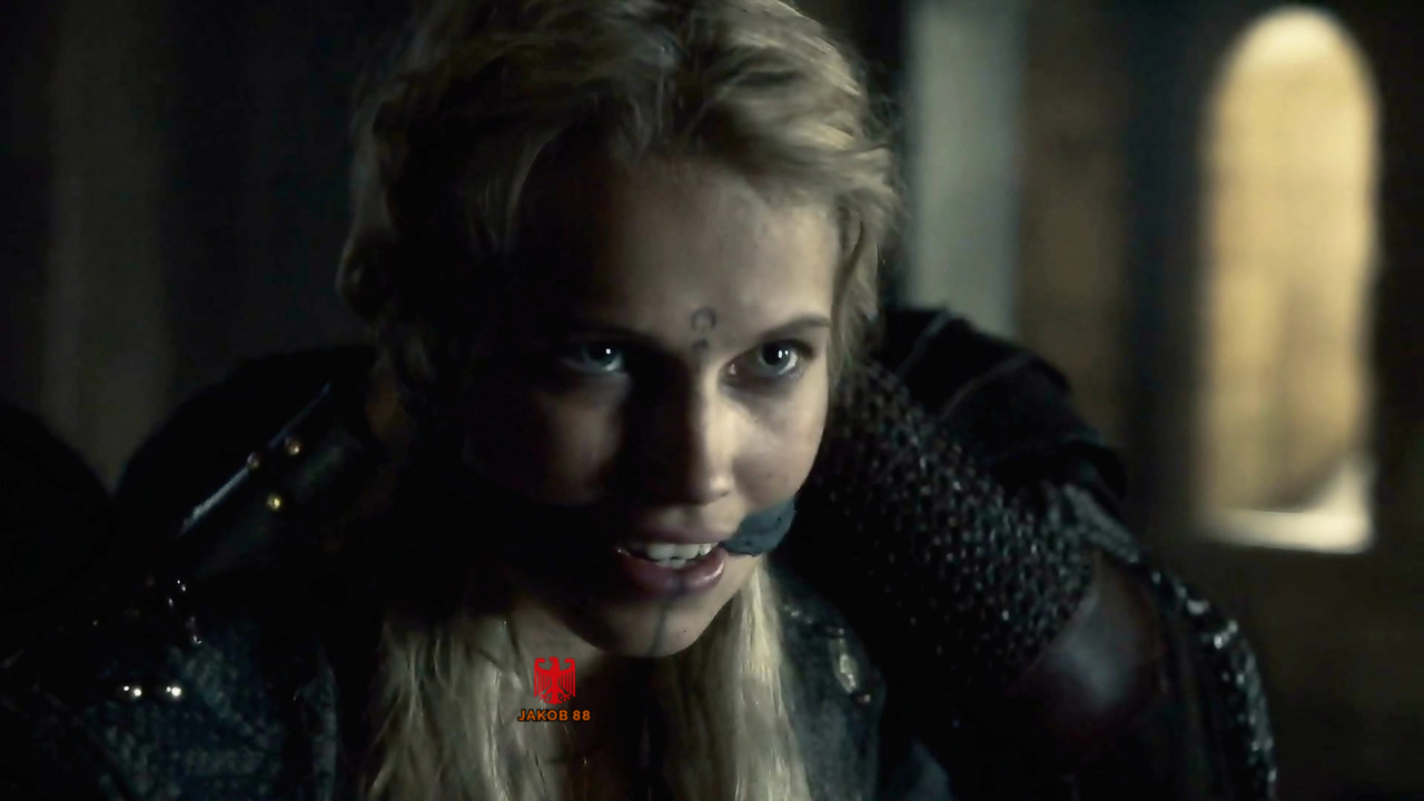 Thea Sofie Loch Næss 5 - The Last Kingdom S03E01