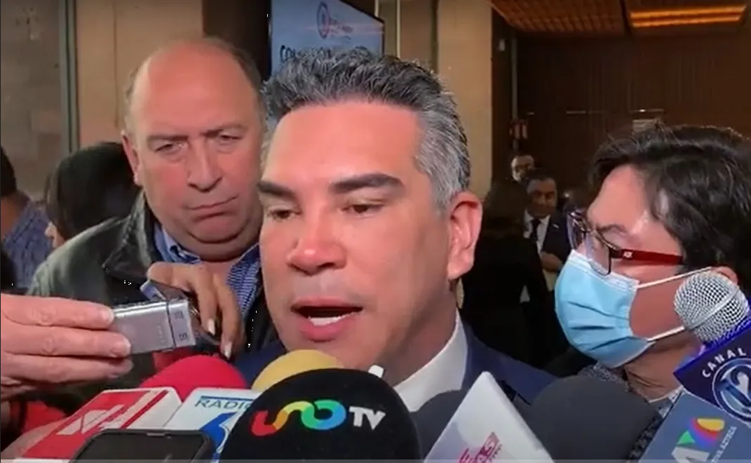 Crisis en el PRI: Niega