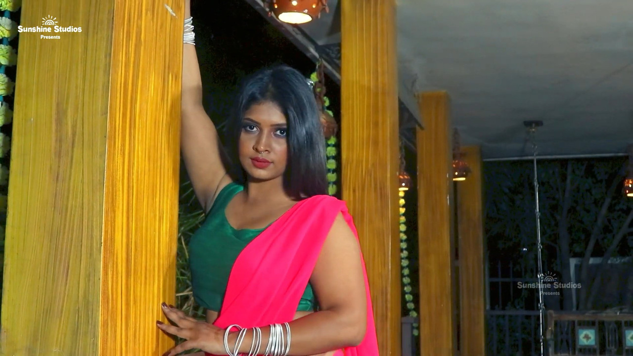cap_Gorgeous Pink Saree Fashion True Beauty New Saree Expression Video Photoshoot Saree Draping Styl