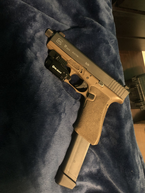 FE856C9C-BC49-4344-B518-F12E4BA17F5A