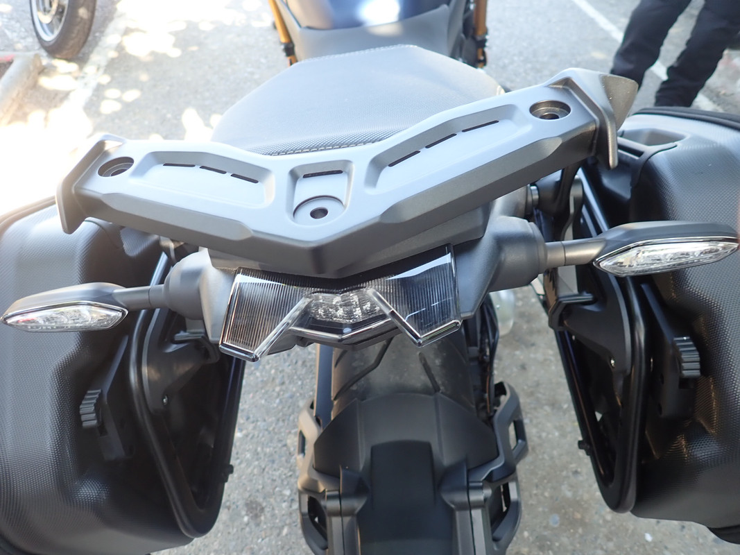 04597CC9-3509-44AB-BADD-7E92B03723A4