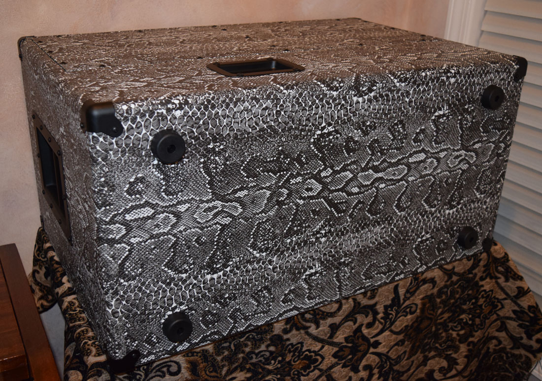 VN_2x12_Grey_SnakeSkin_24