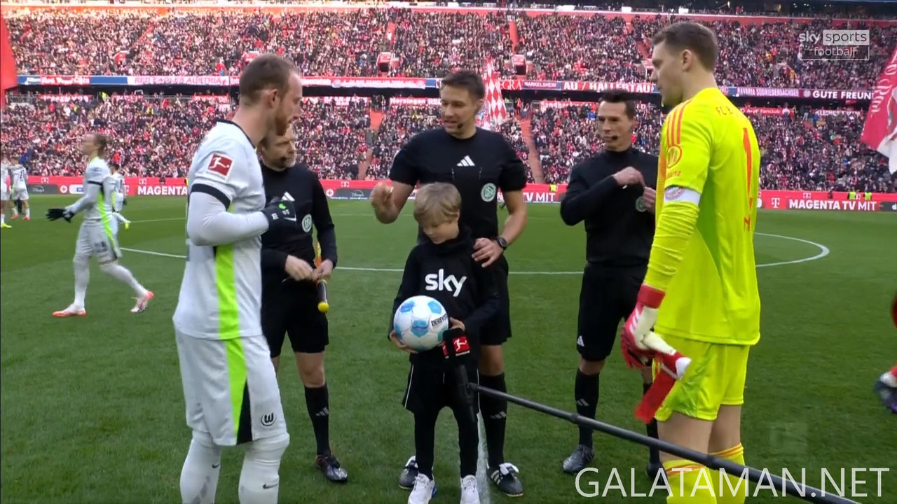 01-18_20-10-00_Sky Sports Football FHD_FC Bayern München vs Wolfsburg (Replay).ts_snapshot_00.31.36.