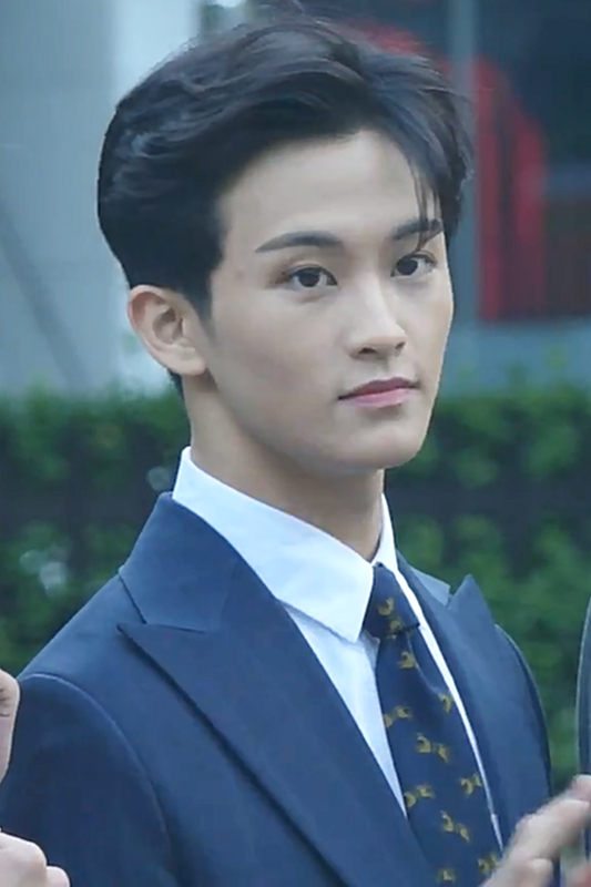 mark-lee.png