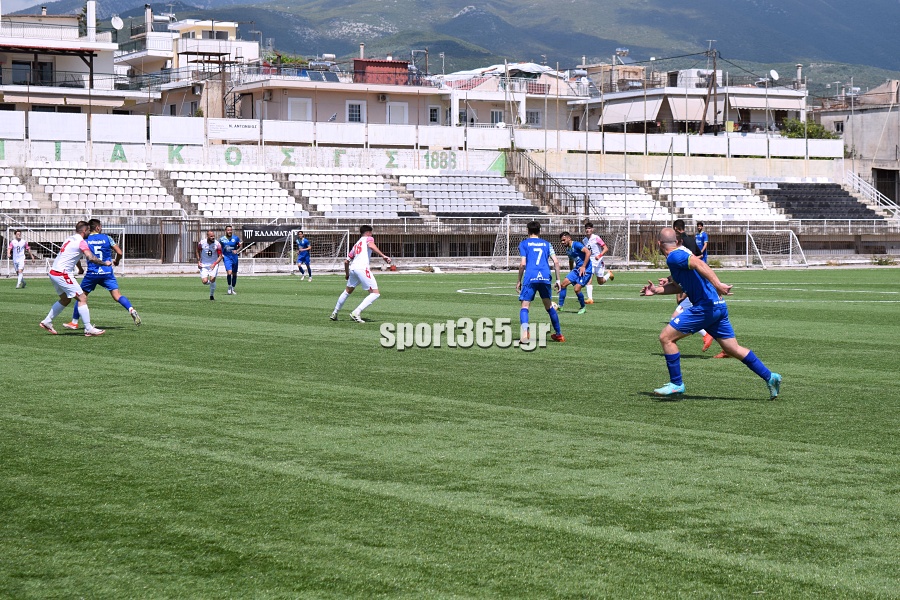 , &Pi;&alpha;&nu;&theta;&omicron;&upsilon;&rho;&iota;&alpha;&kappa;ό&sigmaf;- &Pi;&alpha;&lambda;&lambda;&eta;&xi;&omicron;&upsilon;&rho;&iota;&alpha;&kappa;ό&sigmaf; 3-0: &Mu;&epsilon; &tau;&omicron; &delta;&epsilon;&xi;ί &sigma;&tau;&alpha; &mu;&pi;&alpha;&rho;ά&zeta; &mu;&epsilon; &chi;&alpha;&tau; &tau;&rho;&iota;&kappa; &tau;&omicron;&upsilon; &Alpha;&gamma;&gamma;&epsilon;&lambda;ή (&phi;&omega;&tau;&omicron;&gamma;&rho;&alpha;&phi;ί&epsilon;&sigmaf;)