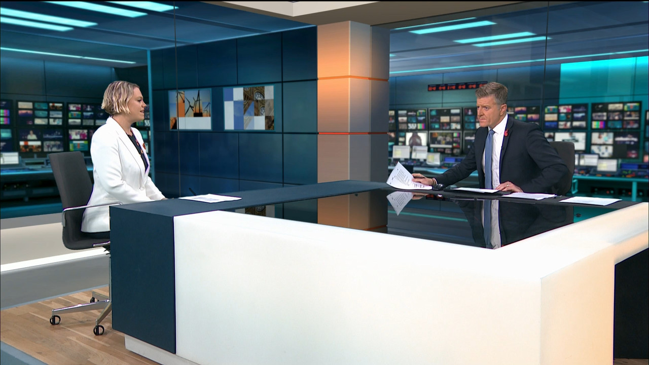 ITV Evening News_20201024_18451855.ts_snapshot_04.30.396