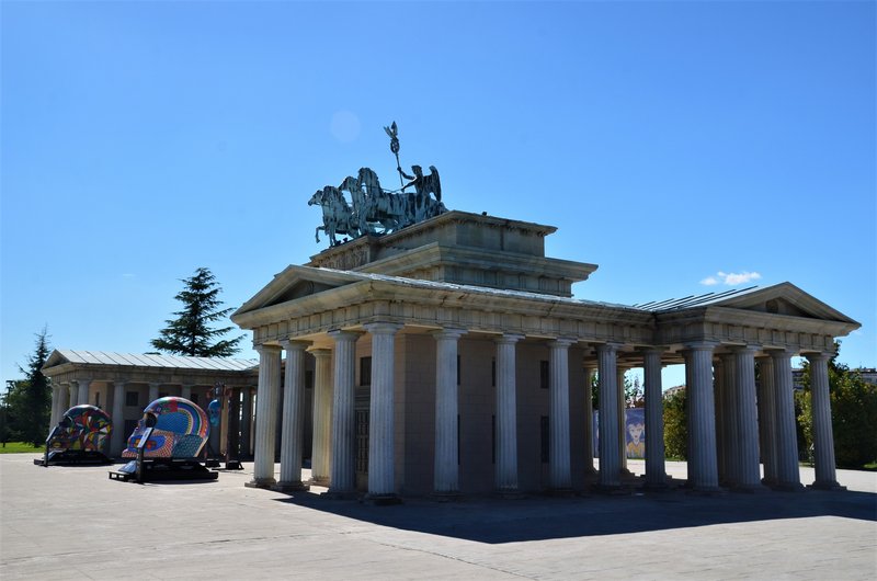 PARQUE EUROPA-2010/2015/2021-MADRID - Paseando por España-1991/2017 (85)