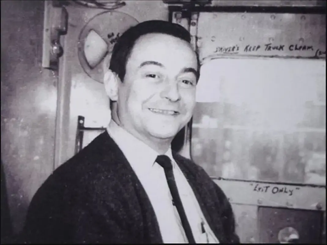 09E389F8-2B23-4714-83D7-6A31AC1C0F50