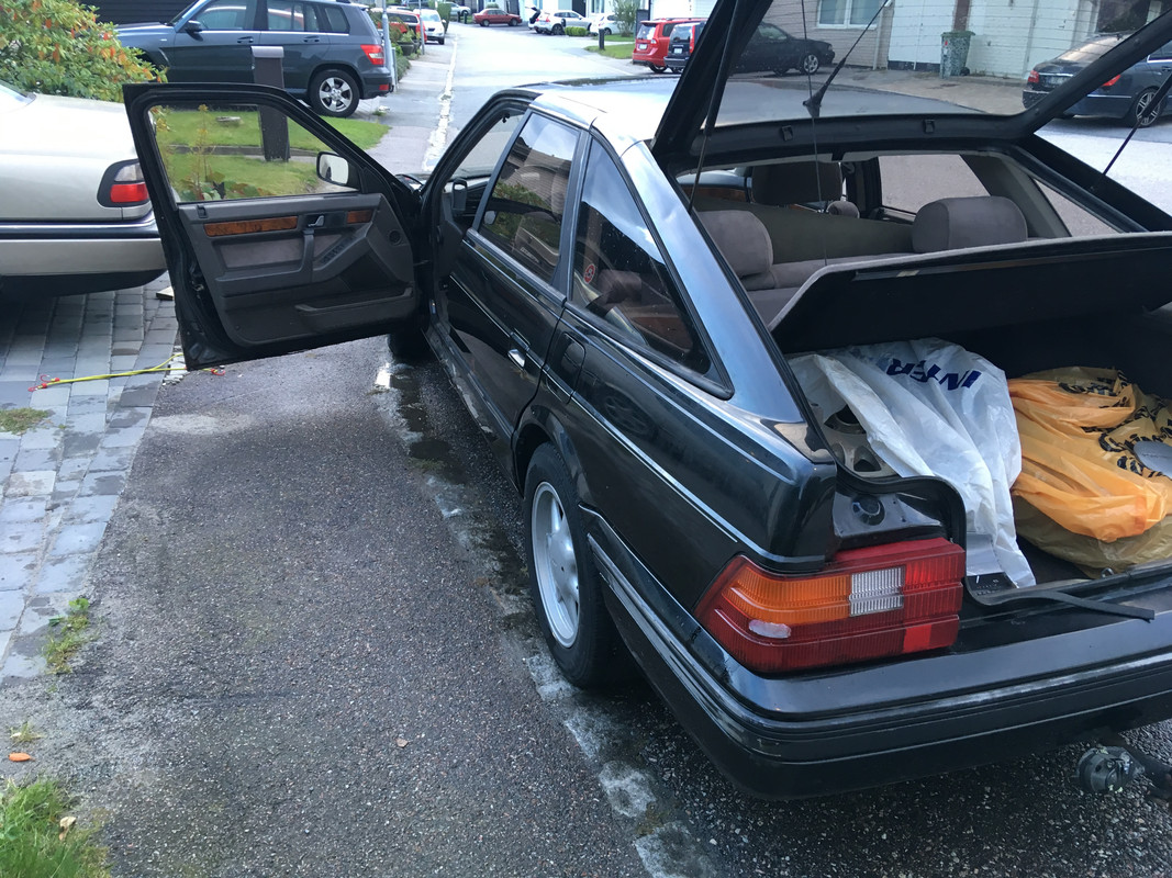 5DA85EFF-3A07-42B9-8FF7-D2A24FD879BA