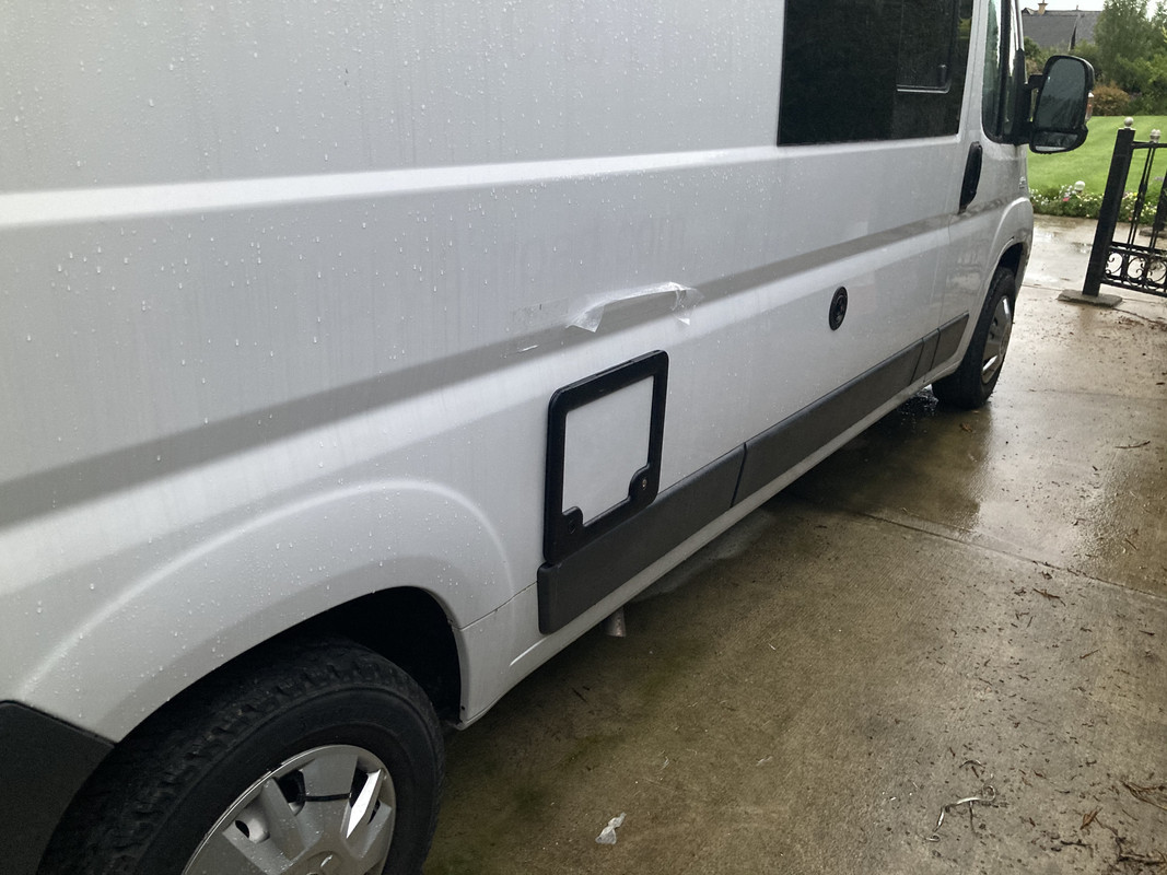 E4ADACB7-9C50-4CF9-B15F-47887BB88EB0