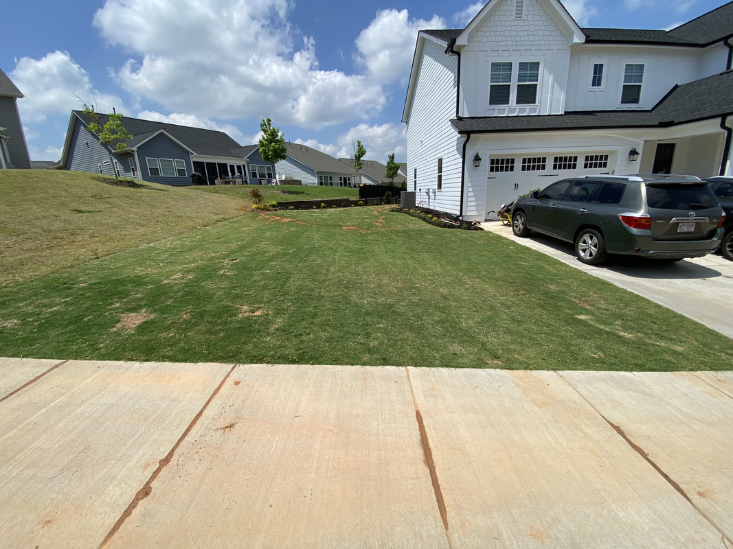 7F889E57-6D79-4BBB-AA94-DC9A8D28E633