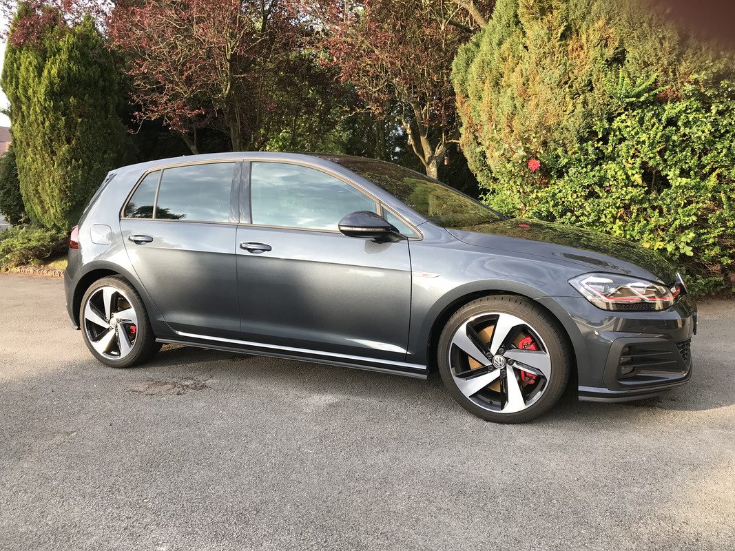 DFE8AC0A-4DDF-4DC0-84B8-BBAA91FC061A