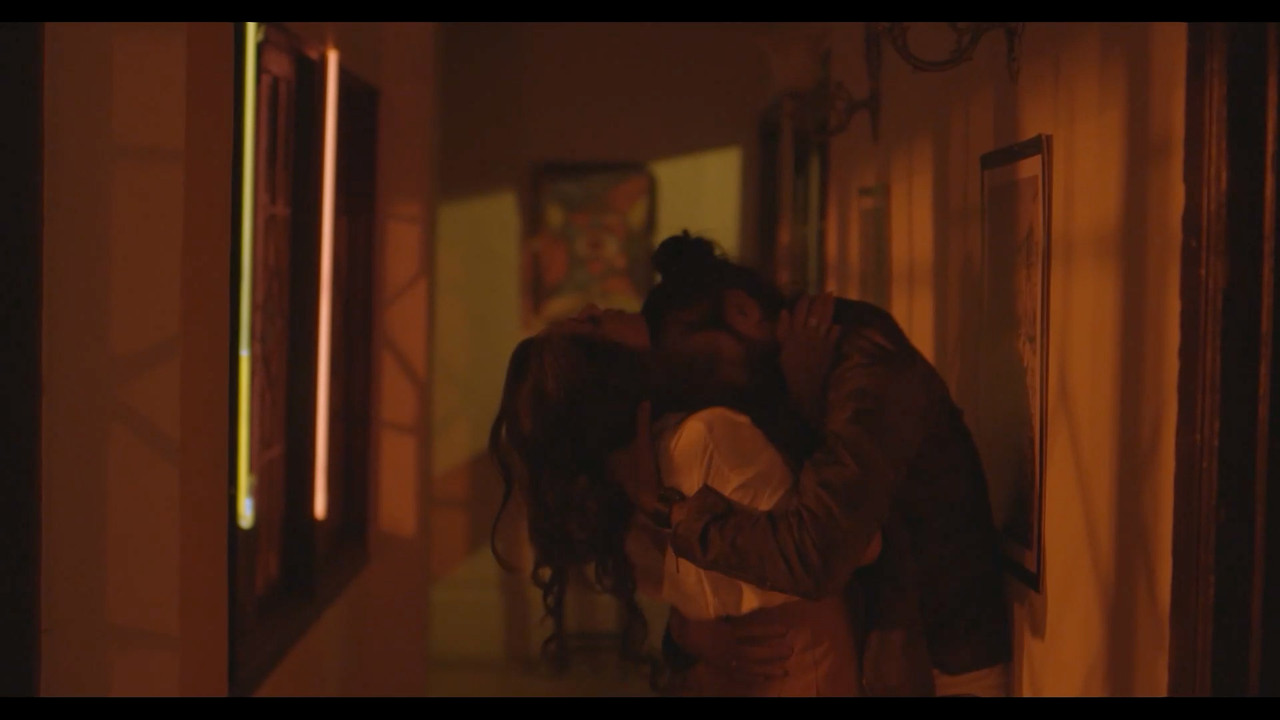 Taneaa.Rajawat_Blue.Funk.00_00_18_02.Still009