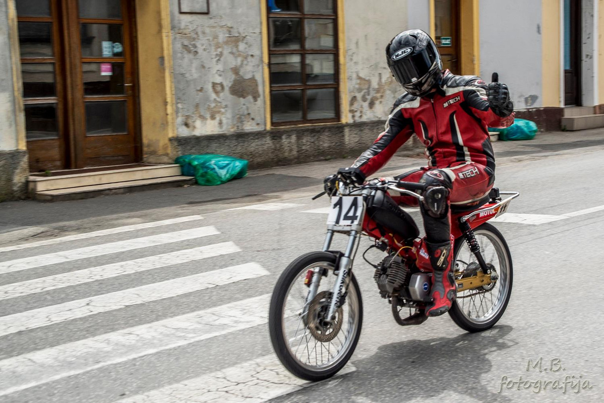 36304337_817222305141203_1869351680559022080_o