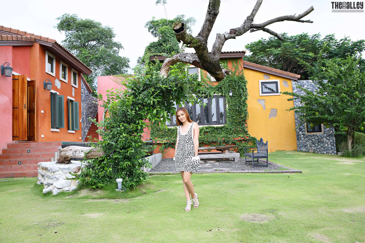 lolita-cheng-460073