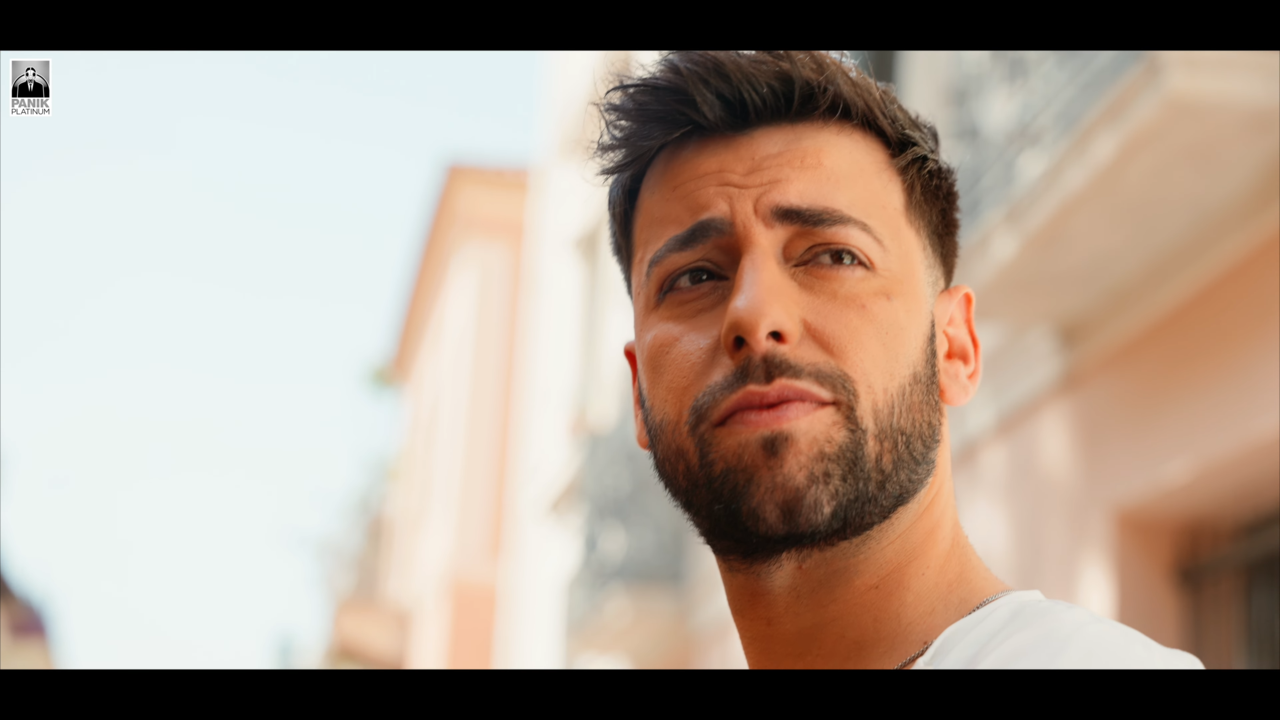 589-Official-Music-Video-00-02-27