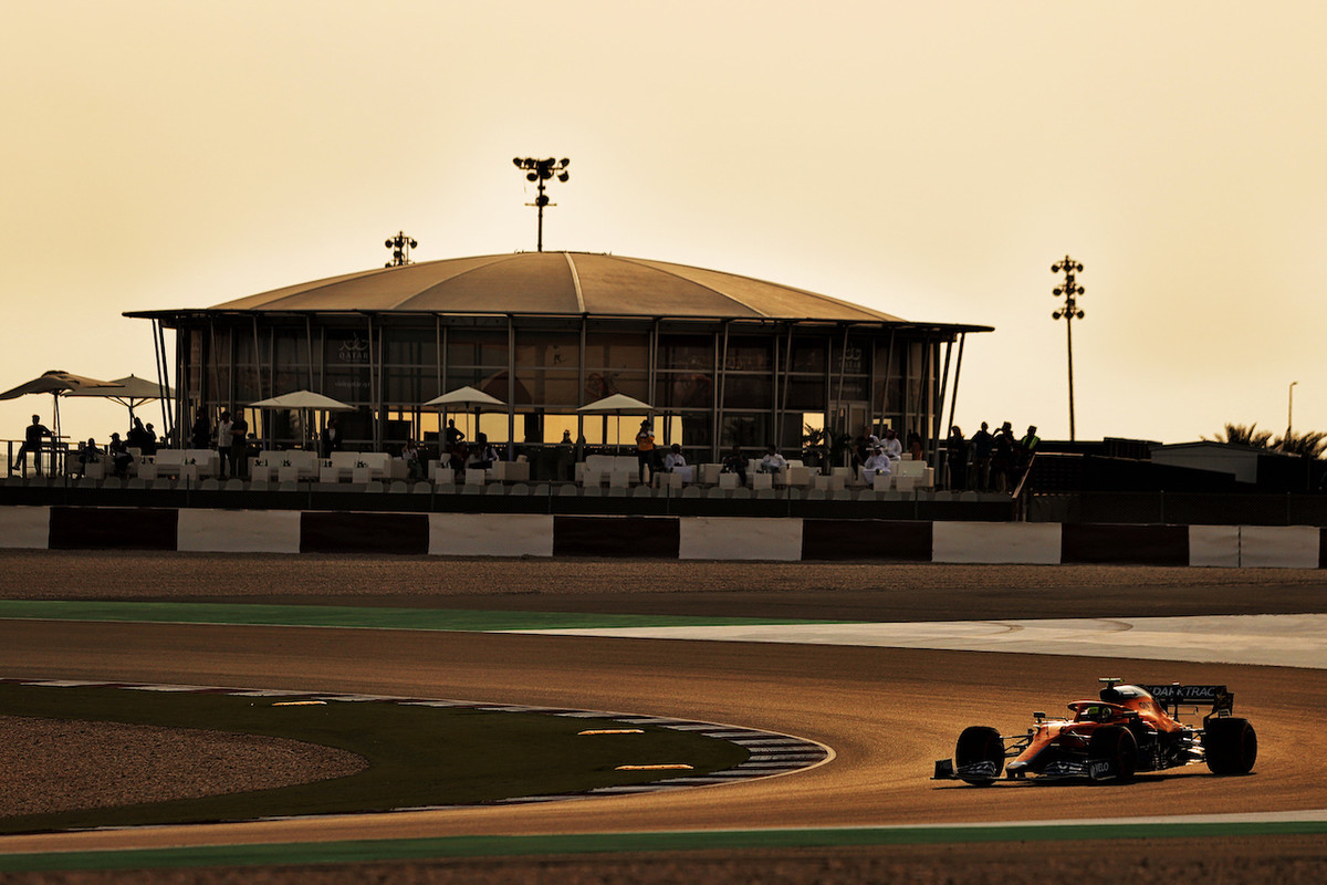 [Imagen: f1-gp-qatar-sabato-142.jpg]