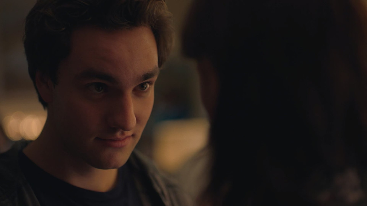 Mrs. Fletcher (2019) S01E01 Empty Best (1080p AMZN Webrip x265 10bit EAC3 5.1 - HxD) [TAoE].mkv_2020