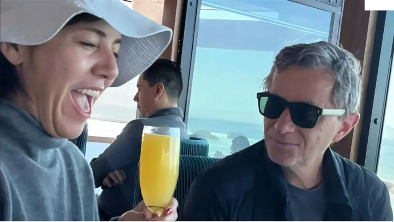 Frente al mar Humberto Zurita festejó el cumple de Stephanie Salas