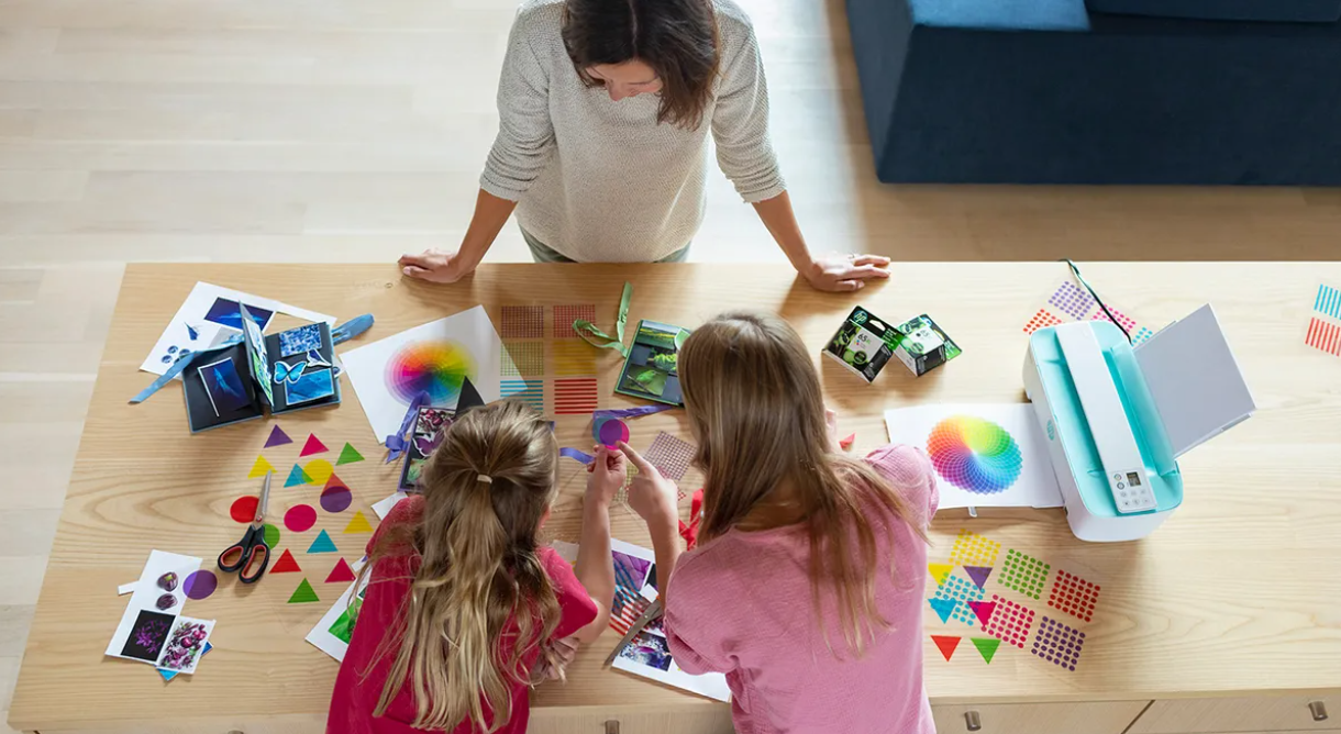 Cartucho de tinta original HP 21 en color negro.