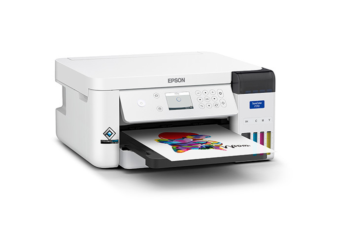 Impresora de sublimación Epson SureColor F170 en un espacio de trabajo.