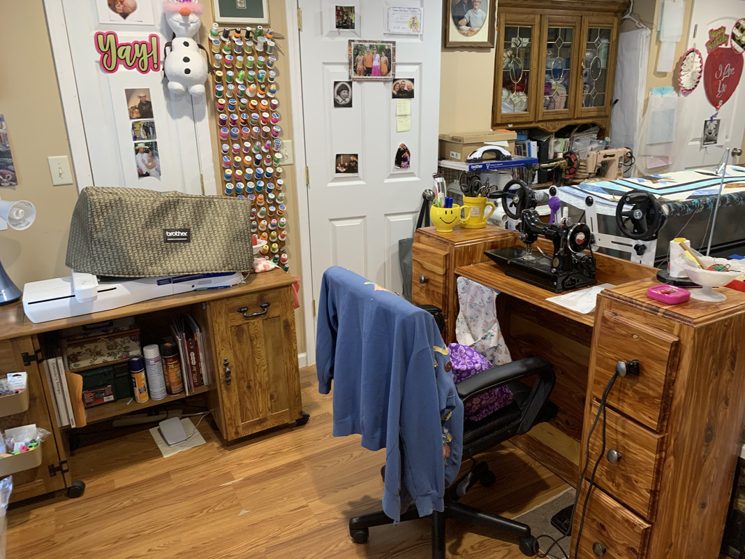 EE92F7CA-6151-436A-B4A6-92FE3FFC38AC