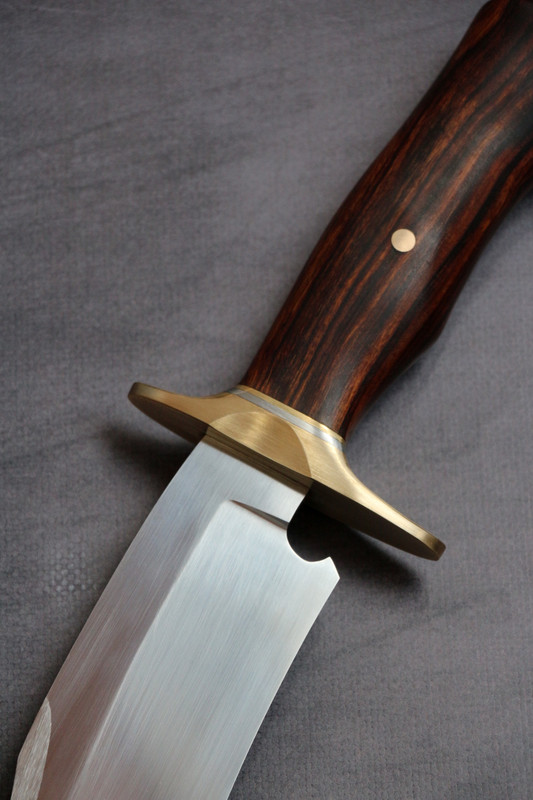 Stroker Bowie D2 hand satin 8.7 inch Blade Ironwood (4)