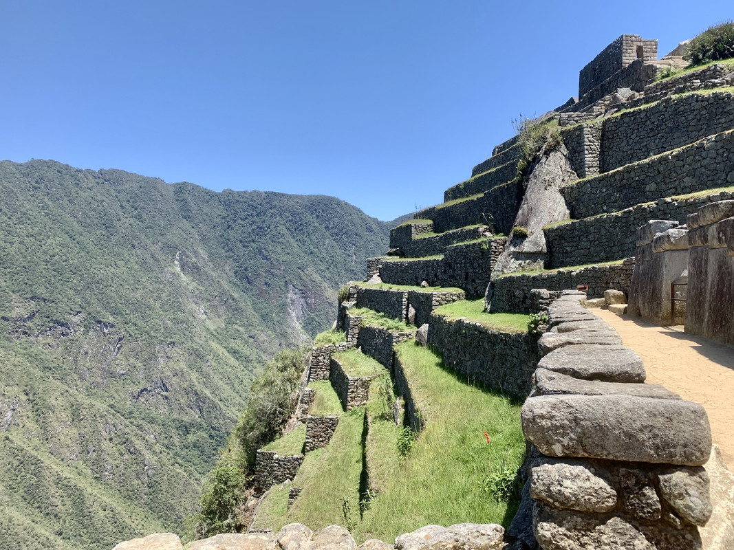 337275D3-155E-4CC3-A412-4CE1F2D24227