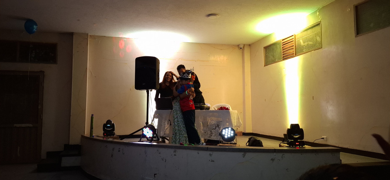 Prom (137)
