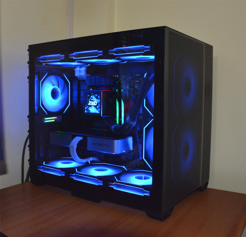 Air Mini with 280 AIO on side