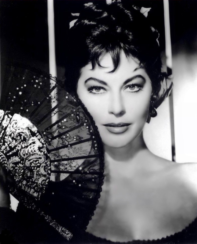 Ava_Gardner_d01