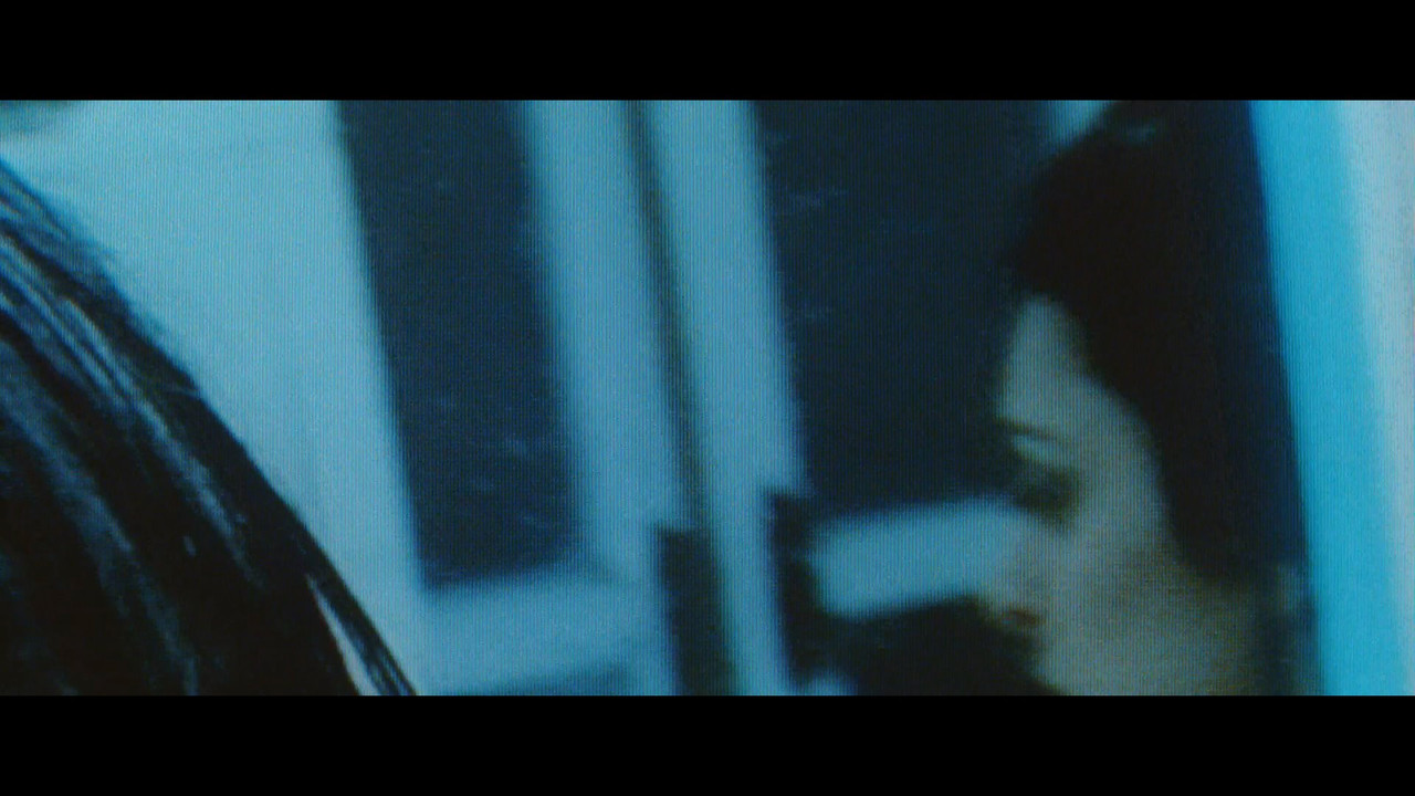 Miss.Lovely.2012.1080p.NF.mkv_snapshot_09.08_[2021.07.14_11.04.09]