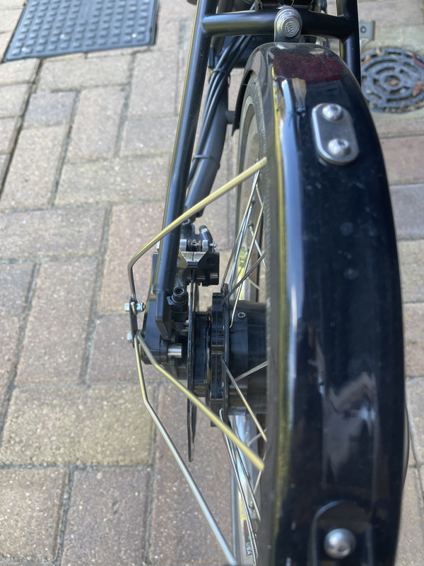 EFC48271-D251-4437-B749-00A8E8278B9D