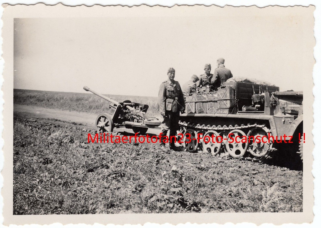 Wehrmacht Panzerjäger Sd.Kfz.mit angehängter PAK