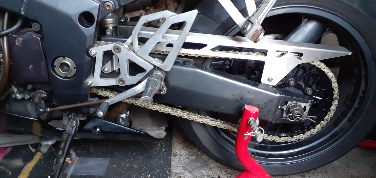 A998BC76-5EF9-4159-A0E6-5160460C5AA4