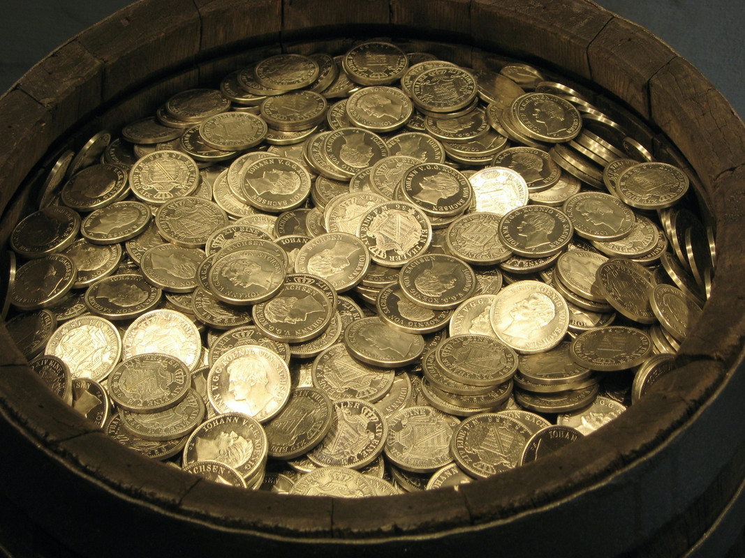 goldcoinsbarrel.jpg