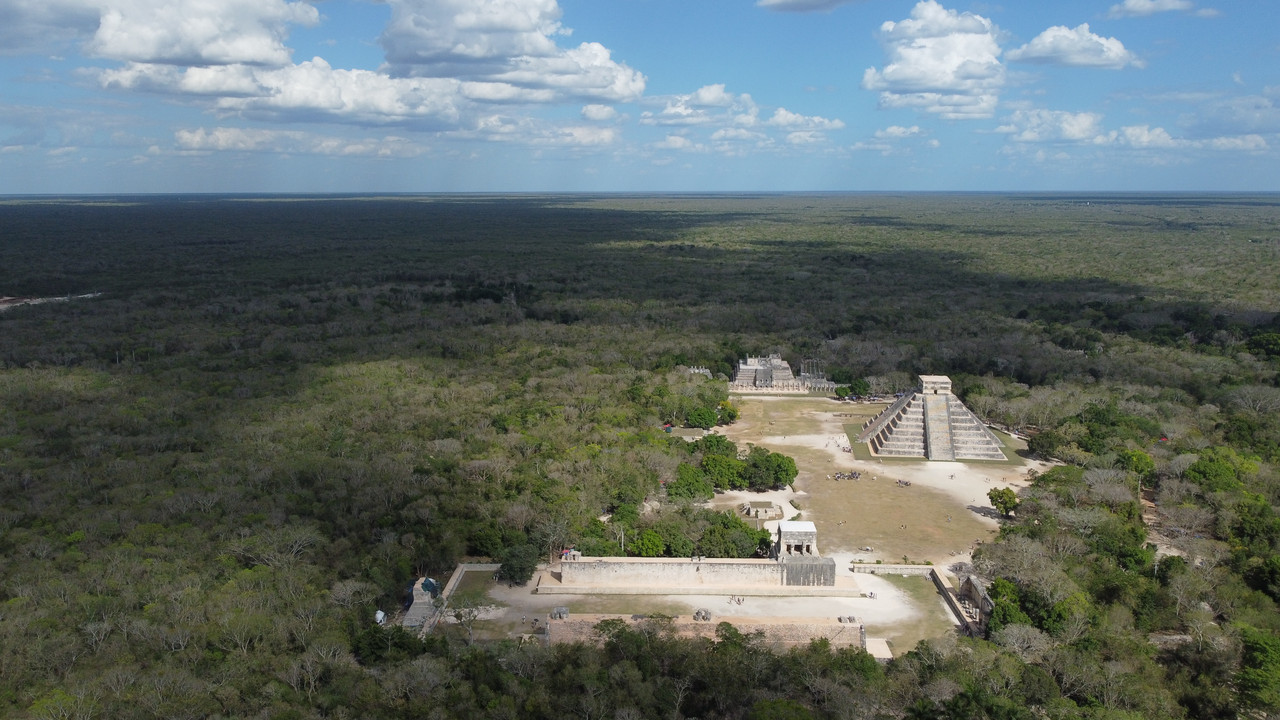 90858B3F-49E0-4965-9A63-BD125F65B32C