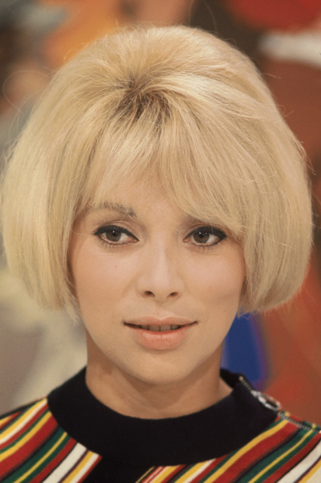 mireille_darc_45