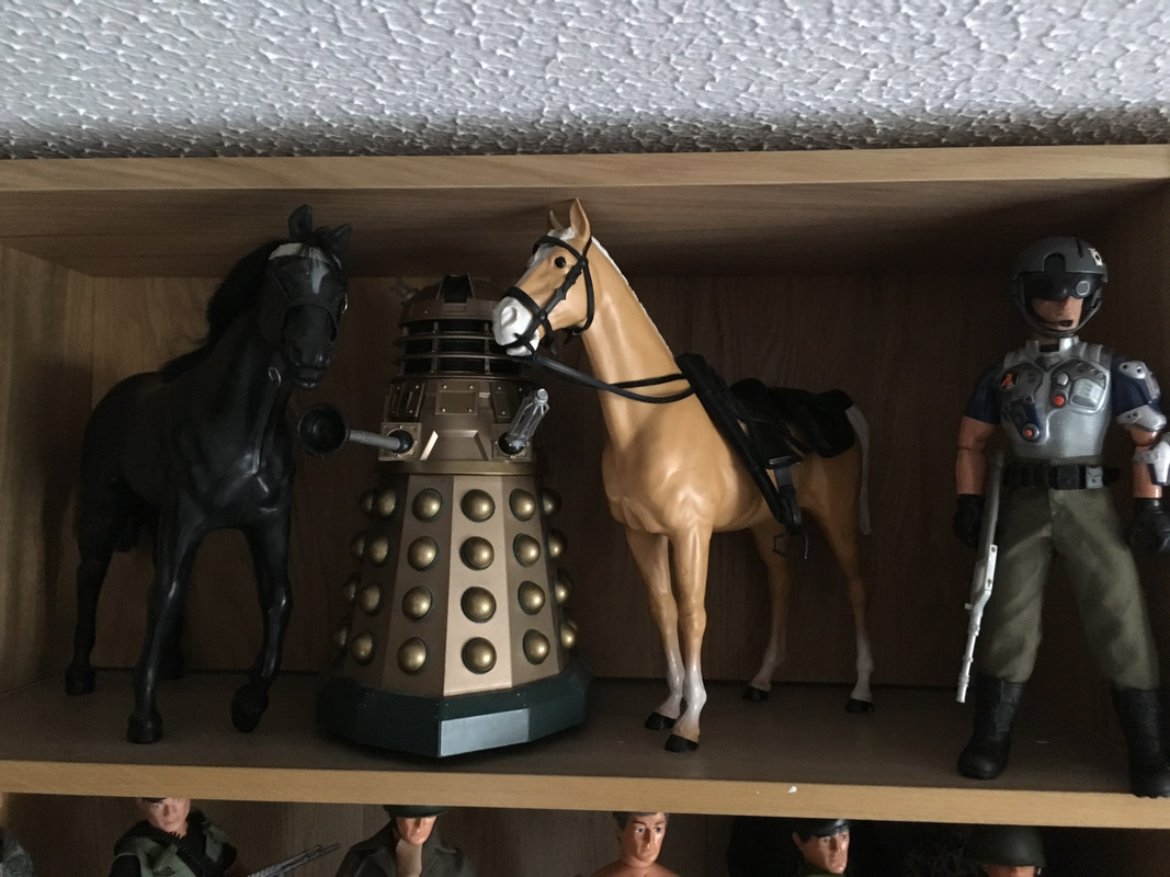 A Refit for Gunner HQ.. or the collection was out of control !! IMG_2229